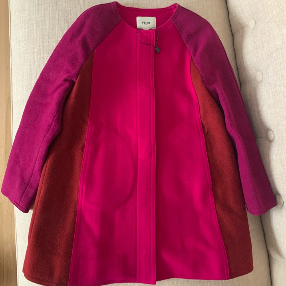 Authentic Fendi girl goat wool cashmere pink sz 4-5yo